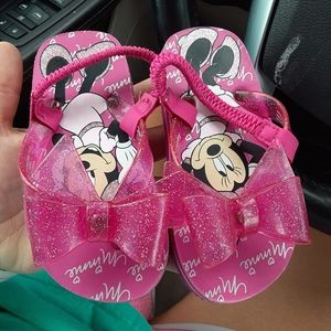 7/8 Minnie mouse flip flops